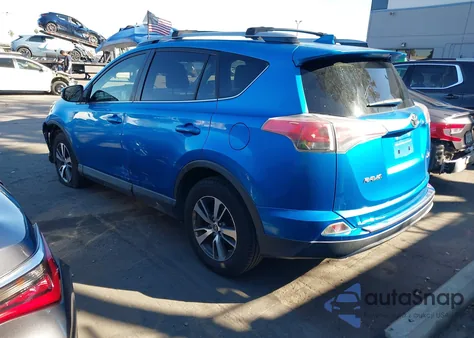 2017 Toyota Rav4 Xle из США, поврежденный, VIN JTMWFREVXHJ105295